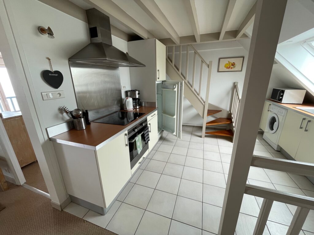 Location appartement Ambleteuse, location appartement bord de mer Ambleteuse, location vacances Ambleteuse, séjour Côte d'Opale, appartement bord de mer Pas-de-Calais, location saisonnière Ambleteuse, hébergement Côte d'Opale, location vacances Pas-de-Calais, appartement à louer Ambleteuse, séjour Ambleteuse Pas-de-Calais, vacances bord de mer Côte d'Opale, appartement vue mer Ambleteuse, location courte durée Ambleteuse, location appartement familial Ambleteuse, location studio Ambleteuse, location appartement équipé Ambleteuse, vacances plage Côte d'Opale, location appartement Côte d'Opale, séjour détente Pas-de-Calais, location appartement 2 à 8 personnes Ambleteuse, location Opale sur mer , Opale sur Mer