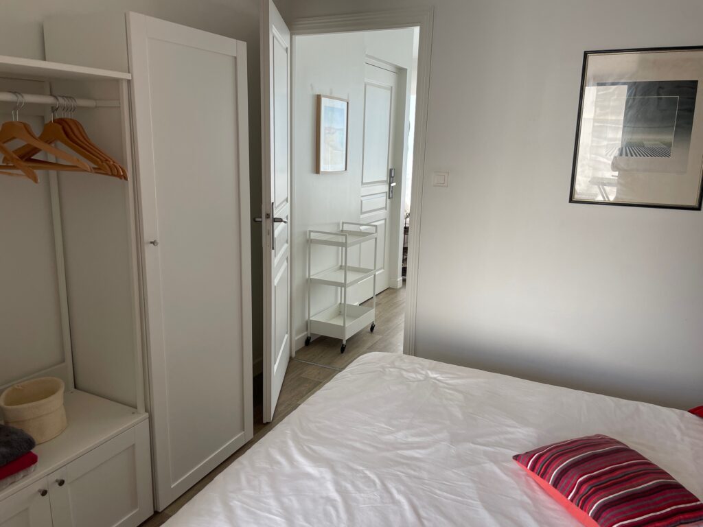 Location appartement Ambleteuse, location appartement bord de mer Ambleteuse, location vacances Ambleteuse, séjour Côte d'Opale, appartement bord de mer Pas-de-Calais, location saisonnière Ambleteuse, hébergement Côte d'Opale, location vacances Pas-de-Calais, appartement à louer Ambleteuse, séjour Ambleteuse Pas-de-Calais, vacances bord de mer Côte d'Opale, appartement vue mer Ambleteuse, location courte durée Ambleteuse, location appartement familial Ambleteuse, location studio Ambleteuse, location appartement équipé Ambleteuse, vacances plage Côte d'Opale, location appartement Côte d'Opale, séjour détente Pas-de-Calais, location appartement 2 à 8 personnes Ambleteuse, location Opale sur mer , Opale sur Mer